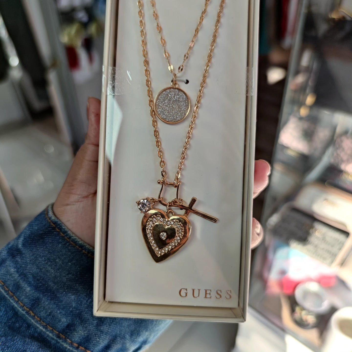 Collar + aros Guess